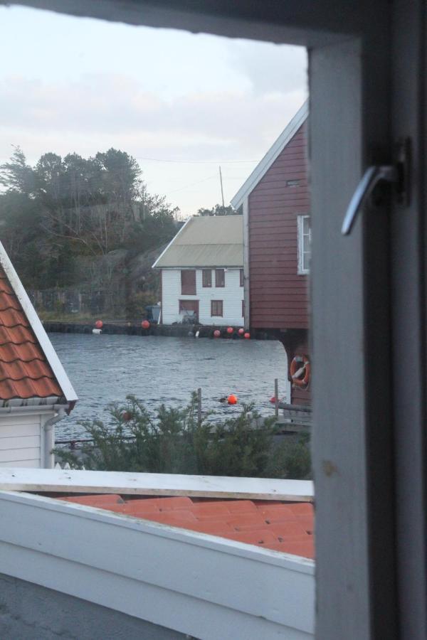 Gamle apoteket i Gamle Skudeneshavn Leilighet Eksteriør bilde